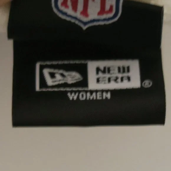 NFL Women's Seattle Seahawks Cozy Cable - Cuffed Knit Hat with POM - Picture 3 of 4